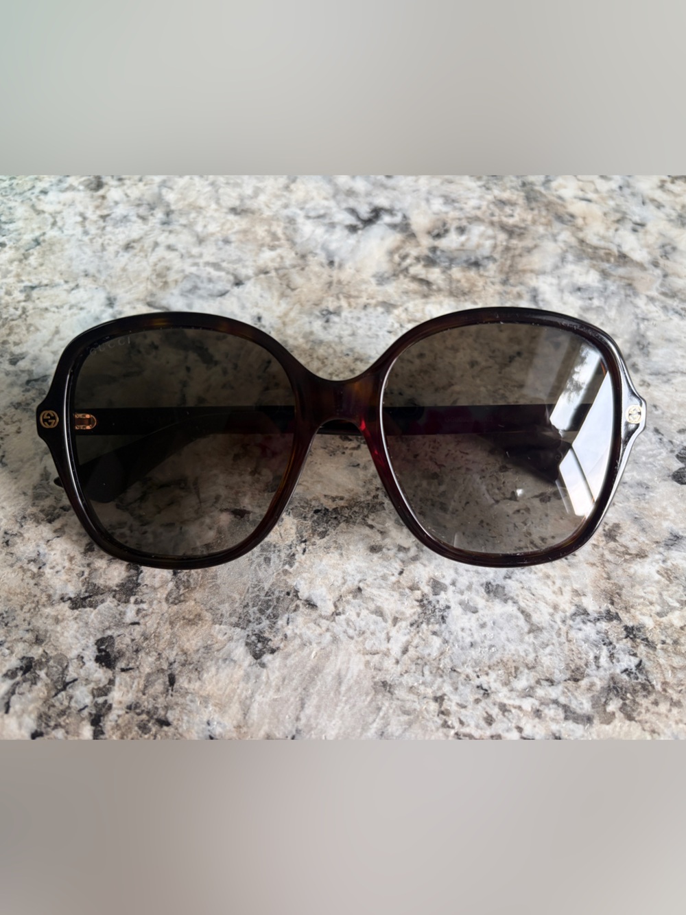 Gucci GG00925 001 Women’s Sun Glasses -Black